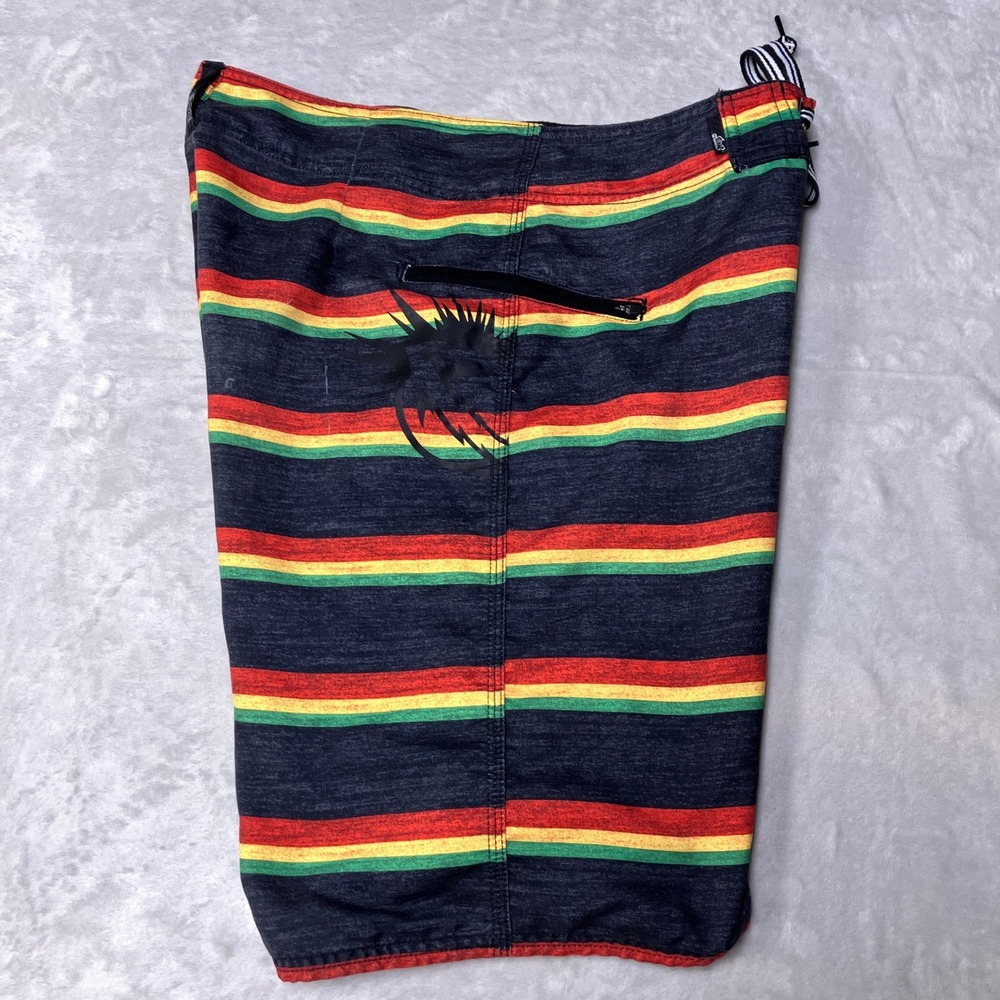 Vintage Lost Enterprises Board Shorts Rasta Striped Surf Skate Swim Y2K Mens 32
